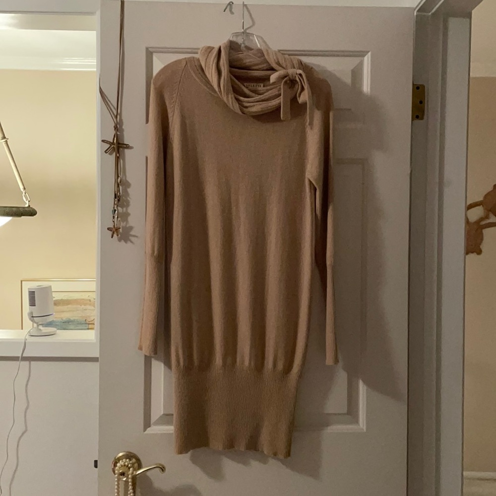 SELETTI 100% Cashmere Cowl Neck with bow tie Dress. This is
